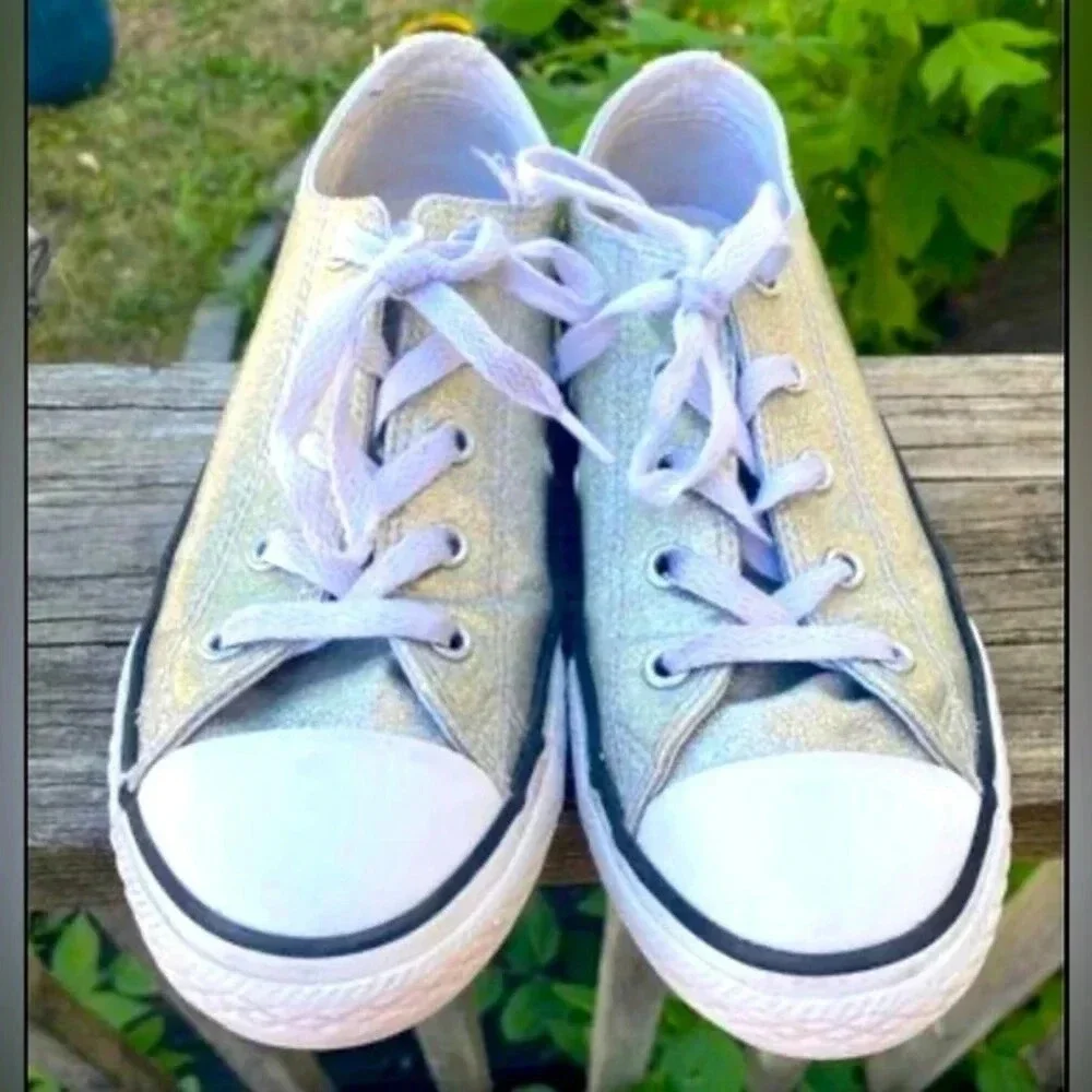 Silver Glitter Converse‎ kids size 3